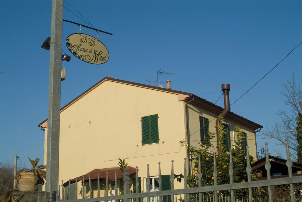 B&B A Casa Di Mael San Costanzo Exteriér fotografie